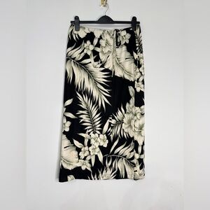 Vintage Y2K Tommy Bahama 100% Silk Floral Hawaiian Travel Vacation Skirt/Wrap